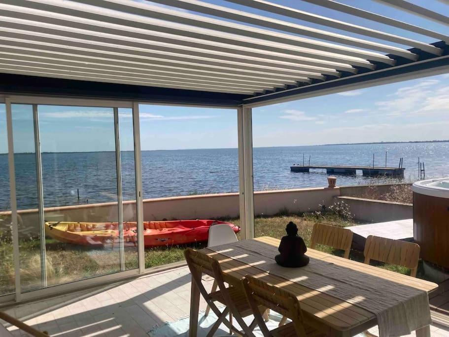 Villa Avec Spa & Vue Panomarique Sur L'Etang Pérols Extérieur photo