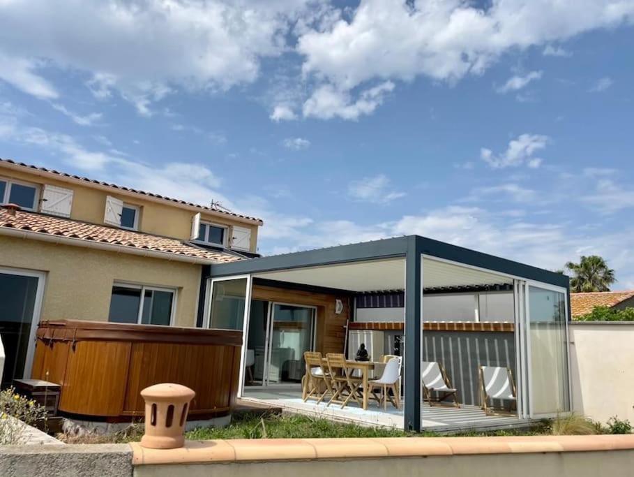 Villa Avec Spa & Vue Panomarique Sur L'Etang Pérols Extérieur photo